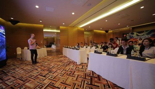 Thương Khung Chi Mộng đột phá đồ họa 3D, đấu trường liên server