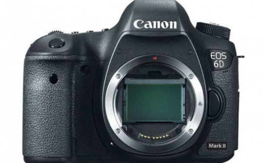 Tiết lộ ngày ra mắt của Canon 6D Mark II