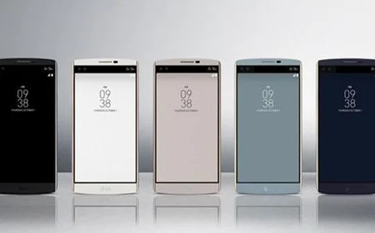 [Video] Droid Turbo 2 "sống sót" sau khi thả rơi từ độ cao 275m