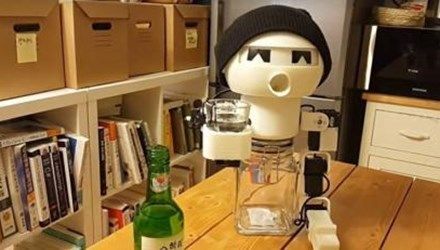Drinky - Robot bạn nhậu