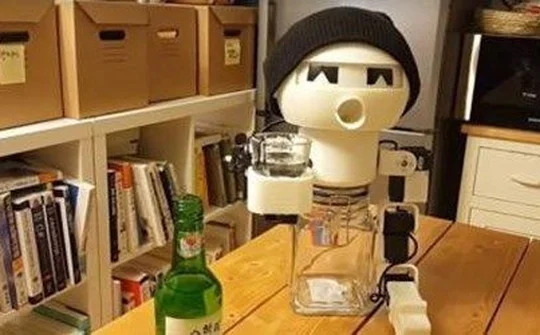 Drinky - Robot bạn nhậu