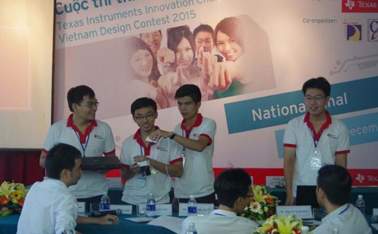 ĐH BK Tp HCM giành ngôi quán quân cuộc thi Thiết kế ứng dụng vi điều khiển
