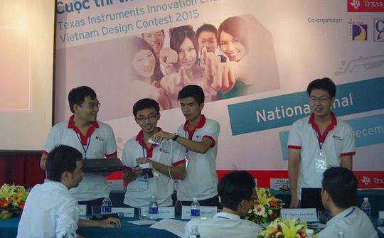 ĐH BK Tp HCM giành ngôi quán quân cuộc thi Thiết kế ứng dụng vi điều khiển