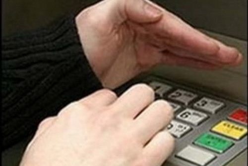 Tội phạm công nghệ cao: Kẻ cắp "cao tay", người dùng sơ sểnh