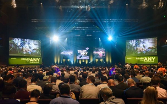 Đám mây lai dần trở thành xu hướng với SME Việt Nam