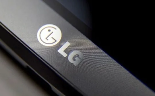 LG G5 có 2 màn hình, kết nối Magic Slot