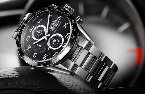 Smartwatch của TAG Heuer sắp... cháy hàng?