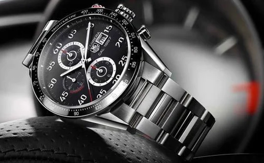 Smartwatch của TAG Heuer sắp... cháy hàng?