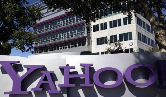 Yahoo họp kín tìm cách "vượt bão"
