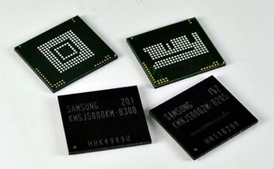 Smartphone RAM 8GB sẽ ra mắt năm 2016
