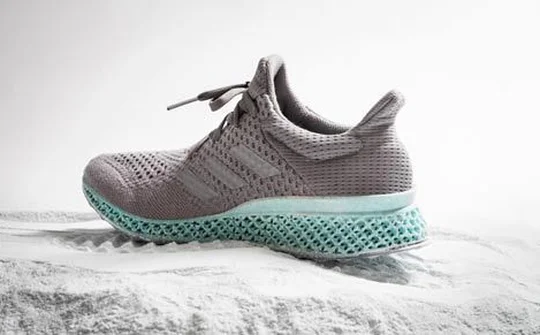 Adidas công bố mẫu giày sản xuất bằng chất thải và in 3D