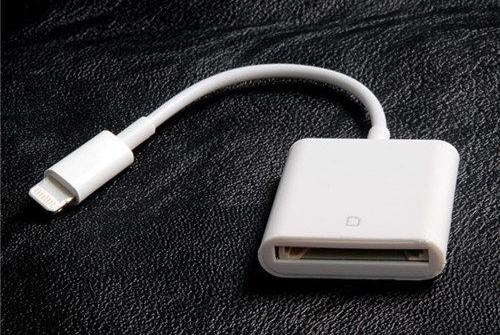 Apple ra mắt đầu đọc thẻ nhớ cho iPad Pro