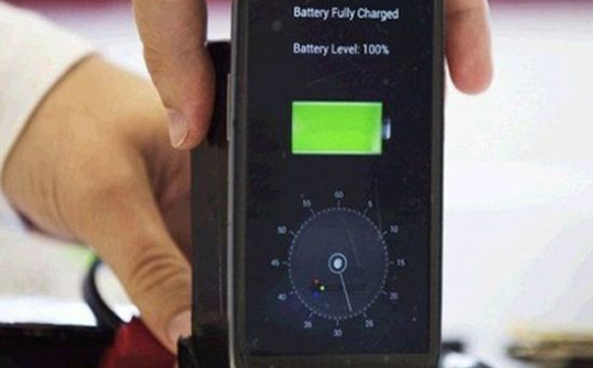 Mẹo sạc pin nhanh hơn trên điện thoại Android