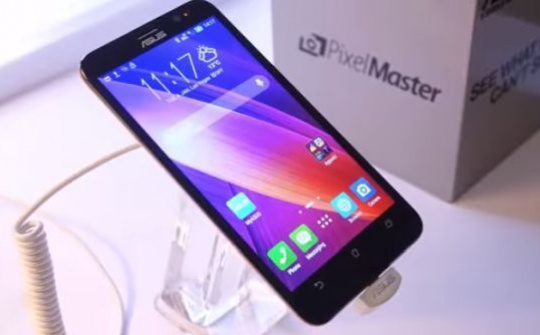 Lộ diện hình ảnh Asus ZenFone Max qua clip quảng cáo