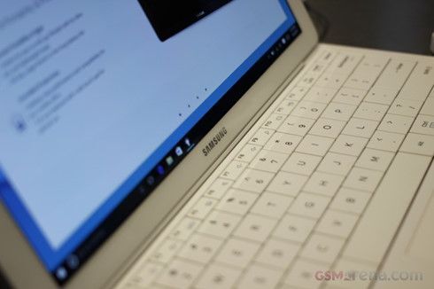 Samsung Galaxy TabPro S có giá khởi điểm 999 Euro