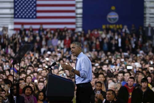 Tổng thống Mỹ trả lời phỏng vấn trực tiếp trên YouTube