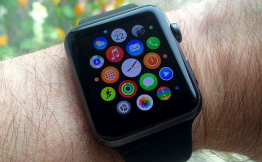 Apple Watch "ngoạm" quá nửa thị phần smartwatch toàn cầu