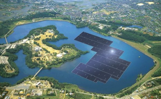 Nhật khởi công nhà máy điện Mặt Trời nổi lớn nhất thế giới