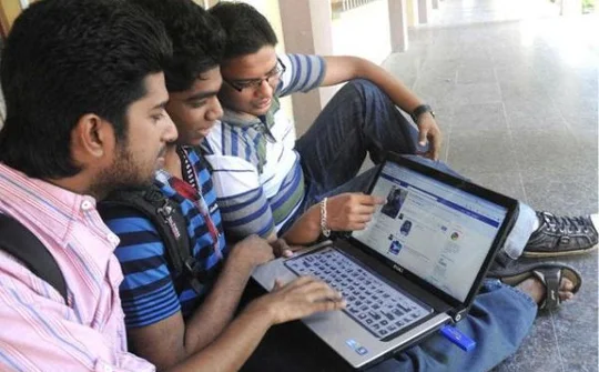 Facebook công bố doanh thu "rực rỡ" cho quý 4/2015