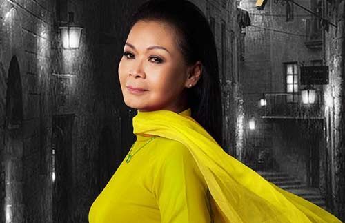 Khánh Ly song ca cùng Lệ Quyên trong ngày trở về Hà Nội