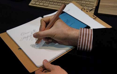 Oree Stylograph – bút thông minh ngoại hình sang chảnh