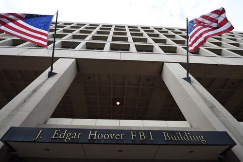 FBI tìm ra hơn 1.500 kẻ ấu dâm qua Dark Web