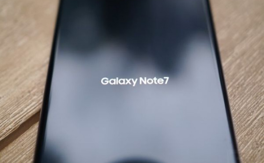 Ngừng bán Note 7, cổ phiếu Samsung tiếp tục dốc