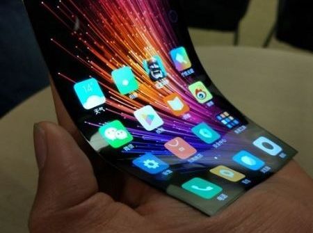 Xiaomi đang phát triển màn hình uốn cong?