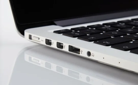 Apple có thể sẽ "bỏ qua" cổng USB trên thế hệ MacBook Pro