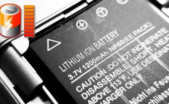 Chúng ta đánh đổi gì lấy những viên pin smartphone? (Kỳ I)