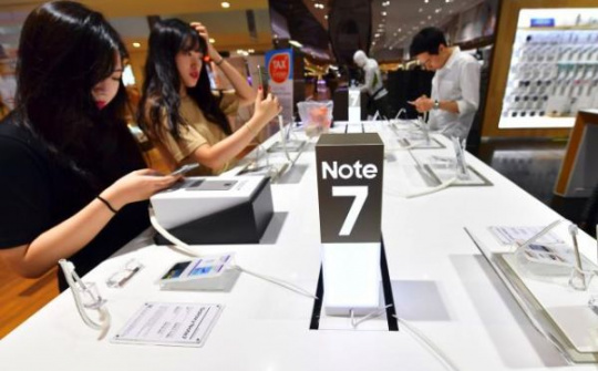 Galaxy Note 7 vẫn được bày bán tại Hong Kong (Trung Quốc)