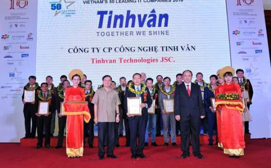 Tinh Vân được vinh danh lần thứ 3 trong Top doanh nghiệp CNTT hàng đầu Việt Nam
