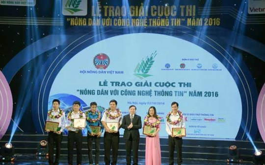 Nhà nông ứng dụng CNTT: "Thu hoạch" lớn nhất không chỉ là giải thưởng