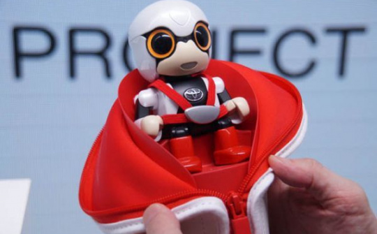 Toyota ra mắt robot "đối tác tí hon" cho người cô đơn