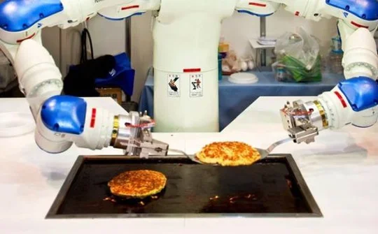 Robot bán pizza lưu động