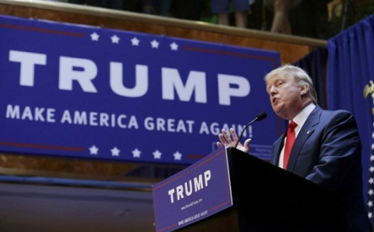 Apple có thể tăng chi phí sản xuất iPhone vì Donald Trump