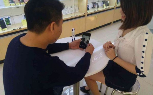 Thị trường điện thoại di động Việt Nam: Thương hiệu mới phải làm gì?