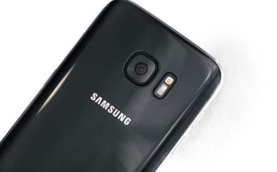 Galaxy S7 sắp được bổ sung màu "Jet Black" giống hệt iPhone 7