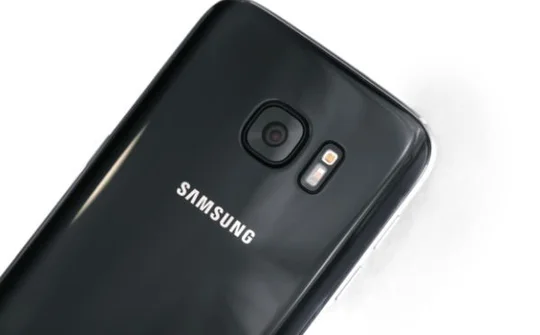 Galaxy S7 sắp được bổ sung màu "Jet Black" giống hệt iPhone 7