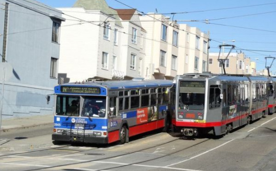 MUNI và cuộc chiến 3 ngày chống lại hacker