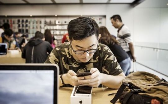 Trung Quốc: Nô nức độ iPhone 6 lên 7