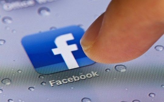 Quý III, Facebook vẫn "kiếm bẫm" nhờ quảng cáo trên điện thoại di động