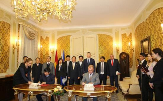 Việt Nam cụ thể hóa những thỏa thuận hợp tác về CNTT với Slovakia