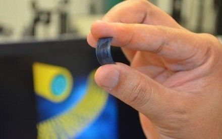 Mỹ phát minh pin mini năng lượng cao