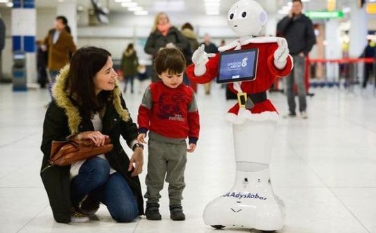 Sân bay Glasgow sử dụng robot làm phương tiện giải trí cho hành khách