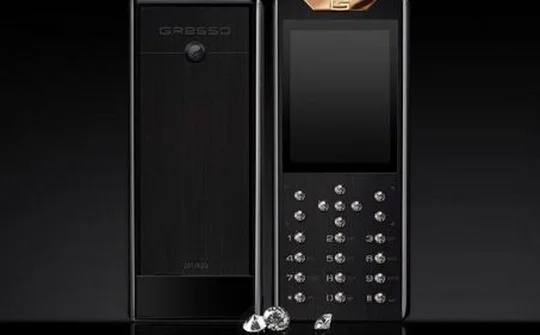 Gresso ra mắt điện thoại siêu sang, giá 681,8 triệu đồng