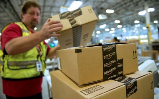 Amazon vận chuyển hơn 1 tỷ mặt hàng trong mùa nghỉ lễ cuối năm