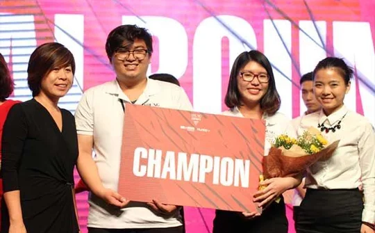 Giày thể thao thành phao cứu sinh - ý tưởng giúp sinh viên RMIT Việt Nam trở thành Quán quân Young Marketers