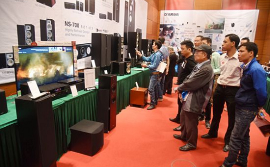 AV Show 2016: Thiết kế hoài cổ, công nghệ hiện đại