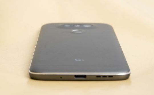 LG G6 sẽ có thiết kế chống thấm nước thay vì kiểu mô đun như mẫu LG G5?